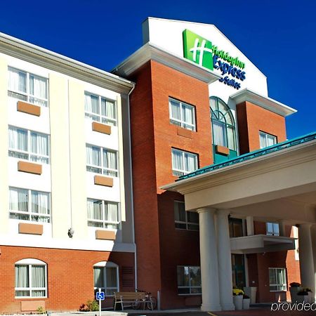 Holiday Inn Express Hotel & Suites Edson By Ihg Bagian luar foto