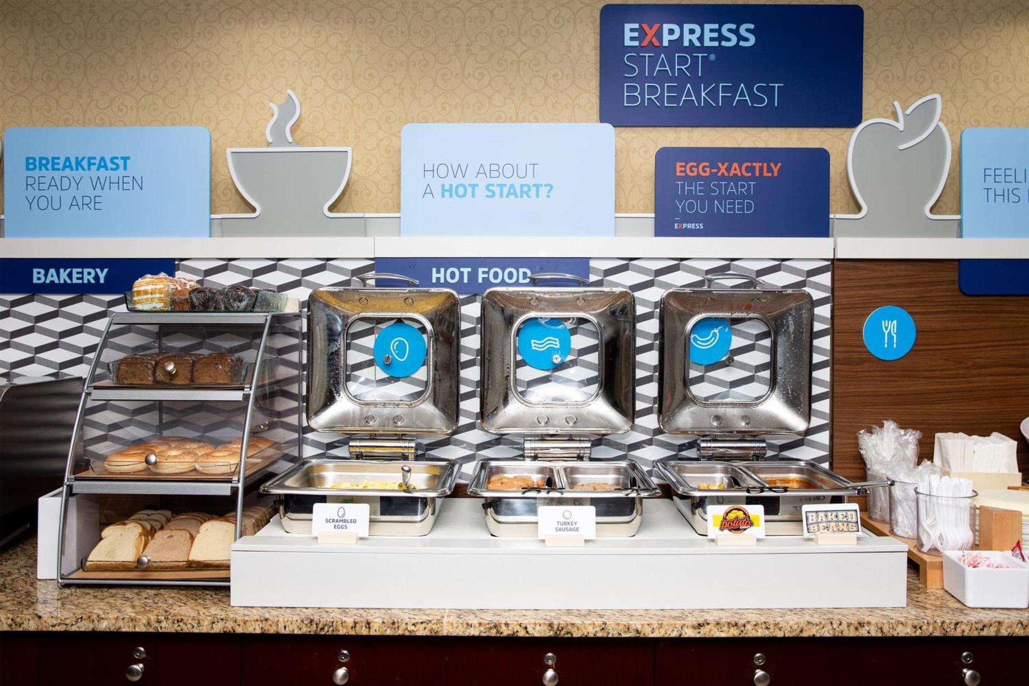 Holiday Inn Express Hotel & Suites Edson By Ihg Bagian luar foto