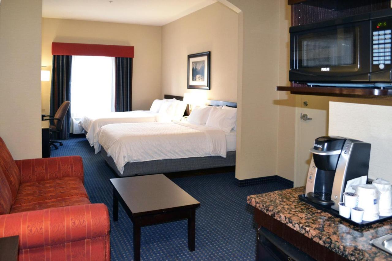Holiday Inn Express Hotel & Suites Edson By Ihg Bagian luar foto